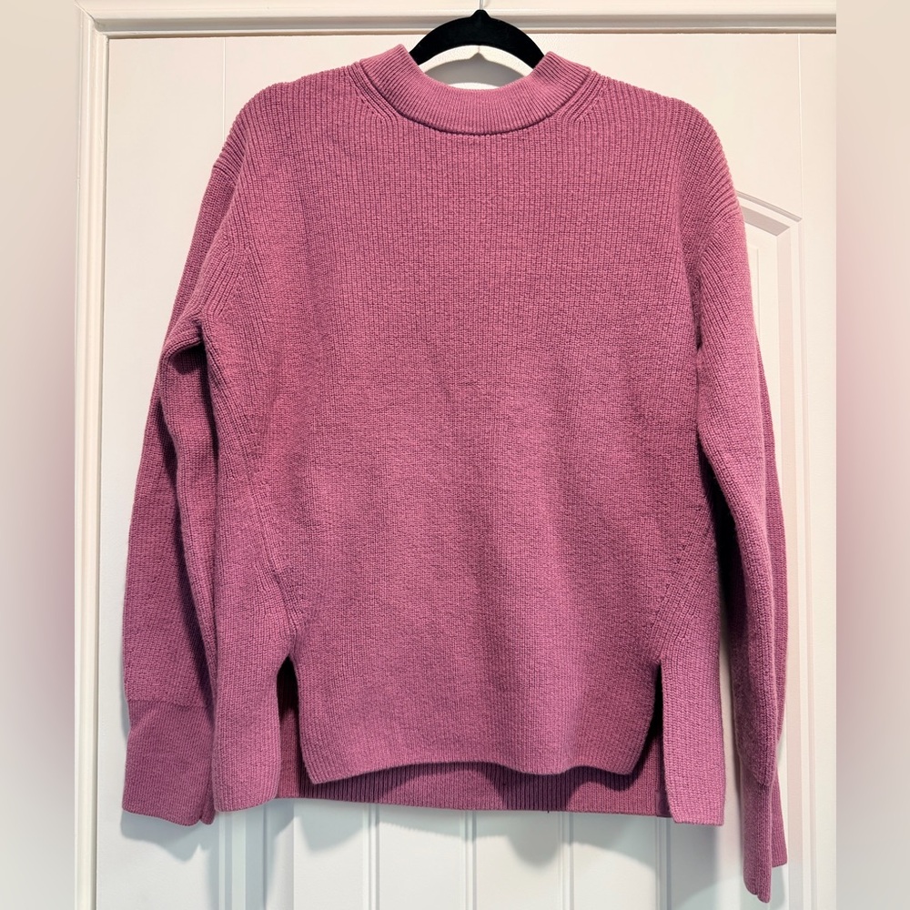 Women's Lululemon Sweater